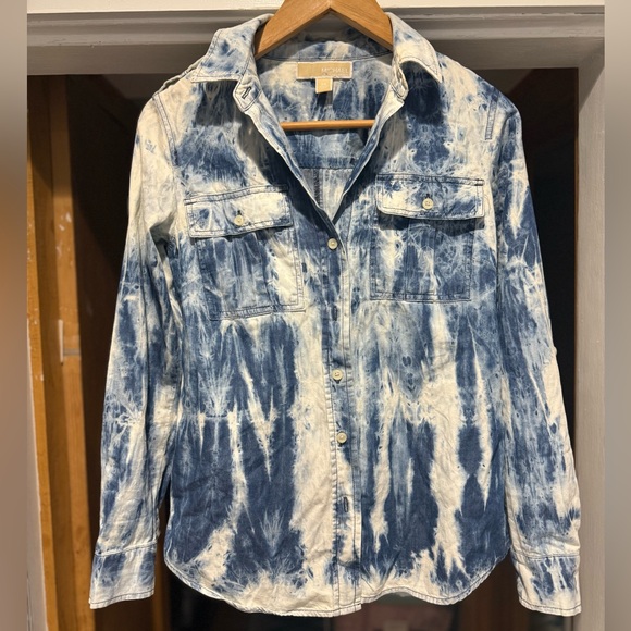 Michael Kors Tops - Lovely EUC Michael Kors long sleeve a id wash style denim shirt